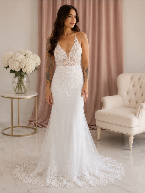 Dresses & Skirts - NWOT Never worn wedding dress and veil. Size small. White